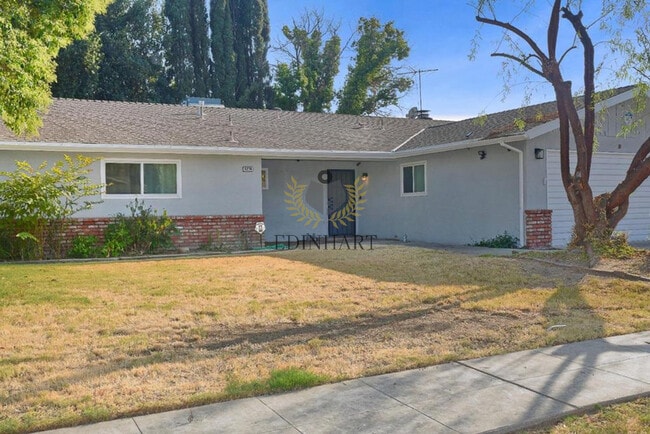 Photo - 5276 E Inyo St