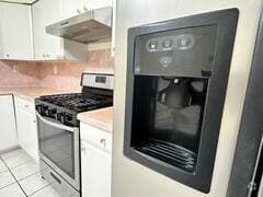 Building Photo - 2426 S 19th St Rental