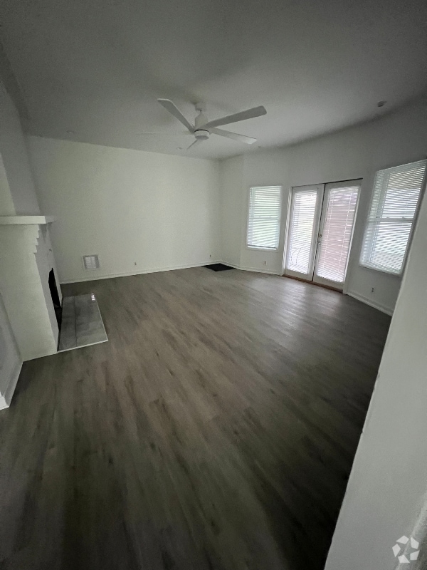 Building Photo - 202 Ostrom Ave Rental
