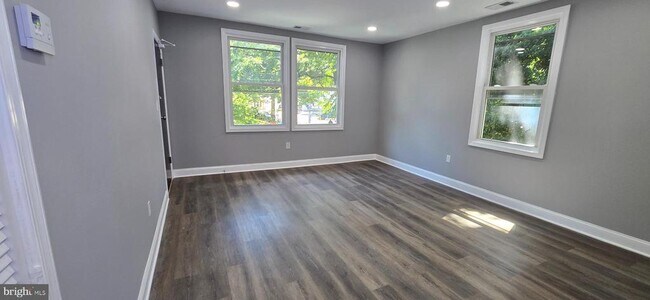 Photo - 405 34th St SE Unit 4