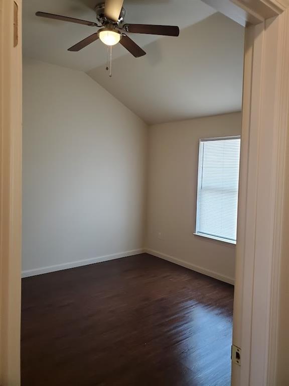 Photo - 1310 W Pointe Pl