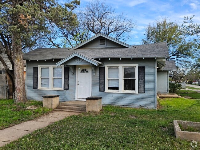 Building Photo - 1202 S 12th St Rental
