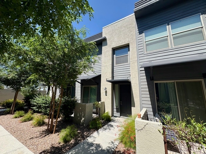 Photo - 7533 E Billings St #104, Mesa - Luxury 3 Bed 2.5 Bath w/ Garage and Pool