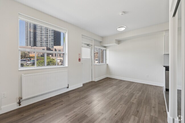 BACHELOR - 316SF - Living Room - 350 The East Mall