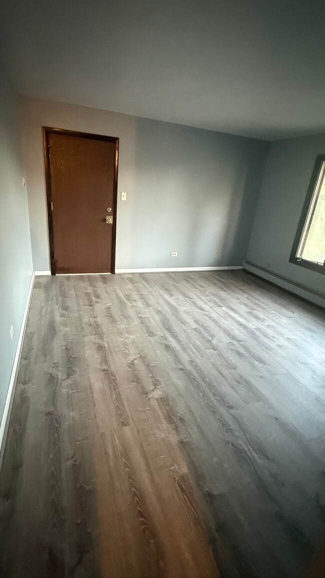 Building Photo - 18329 West St Unit 3W