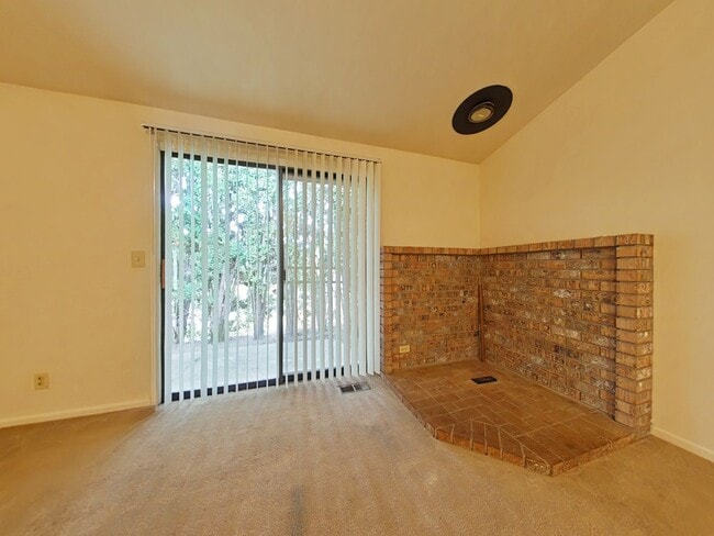 Photo - 3 Bedroom House ~ North Corvallis ~ Pet Fr...