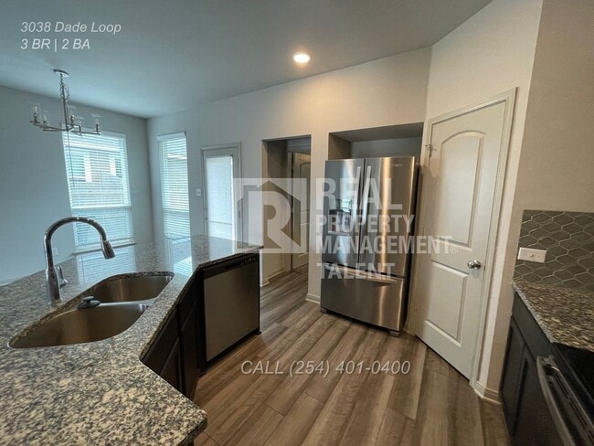 Photo - 3038 Dade Loop