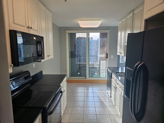 Photo - 77 S Evergreen Ave Unit 1104