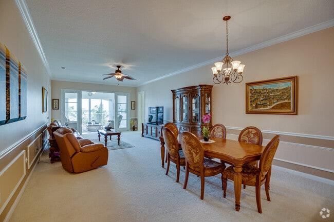 Building Photo - 38 Harbour Isle Dr E Unit # 305 Rental