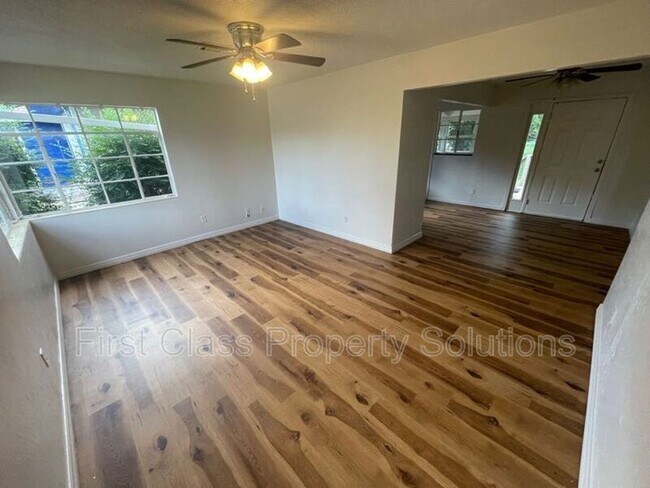 Photo - 1129 NW 81st St