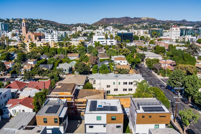 Photo - 1345 Seward St