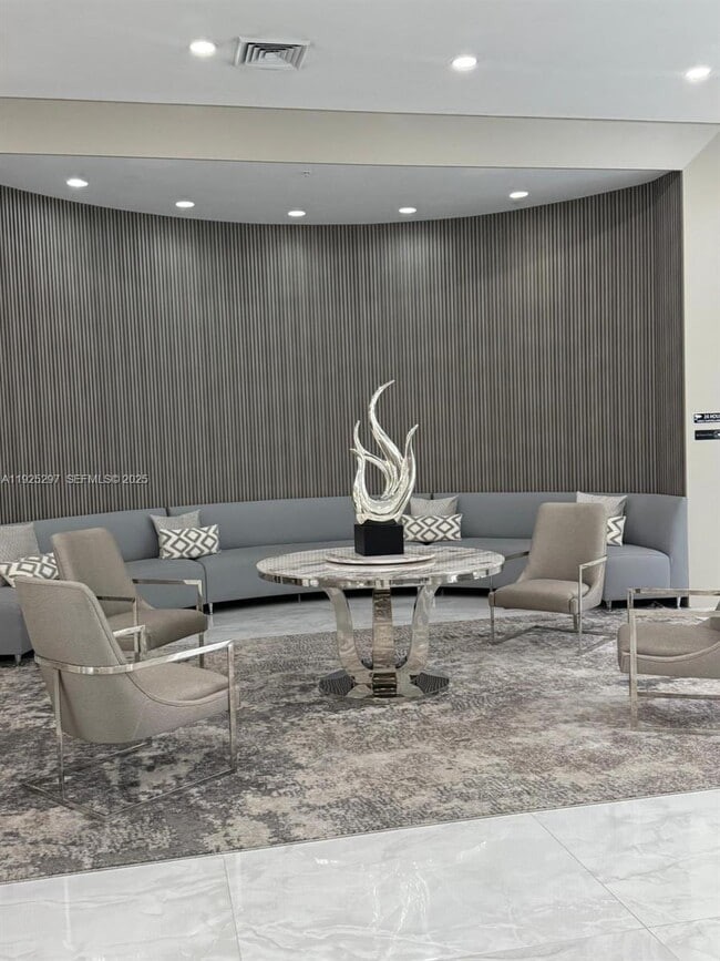 Photo - 18800 NE 29th Ave Unit 1008