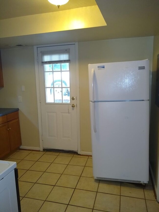 Photo - Chapel Hill/South Merritt Mill Road Apartment