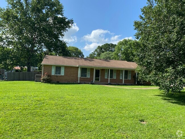 Building Photo - 4008 Knud Dr Rental