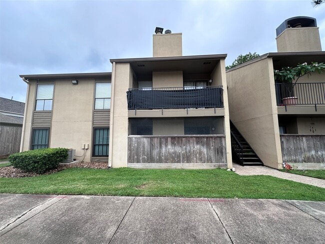 Photo - 3300 Pebblebrook Dr Unit 104