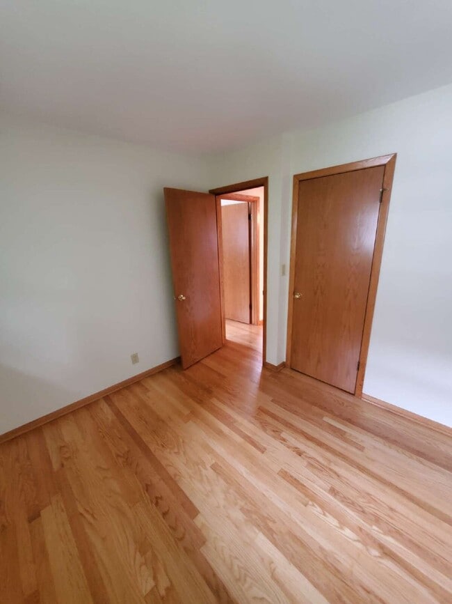 Building Photo - 2934 S Logan Ave Rental