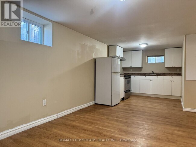 Photo - 21 Davis Rd