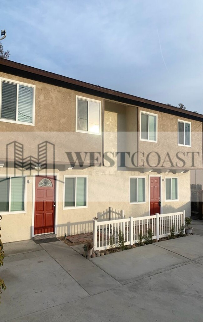 San Diego - 2741-2743 Menlo Ave - San Diego - 2741-2743 Menlo Ave Apartment Unit San Diego - 2741 Menlo Ave