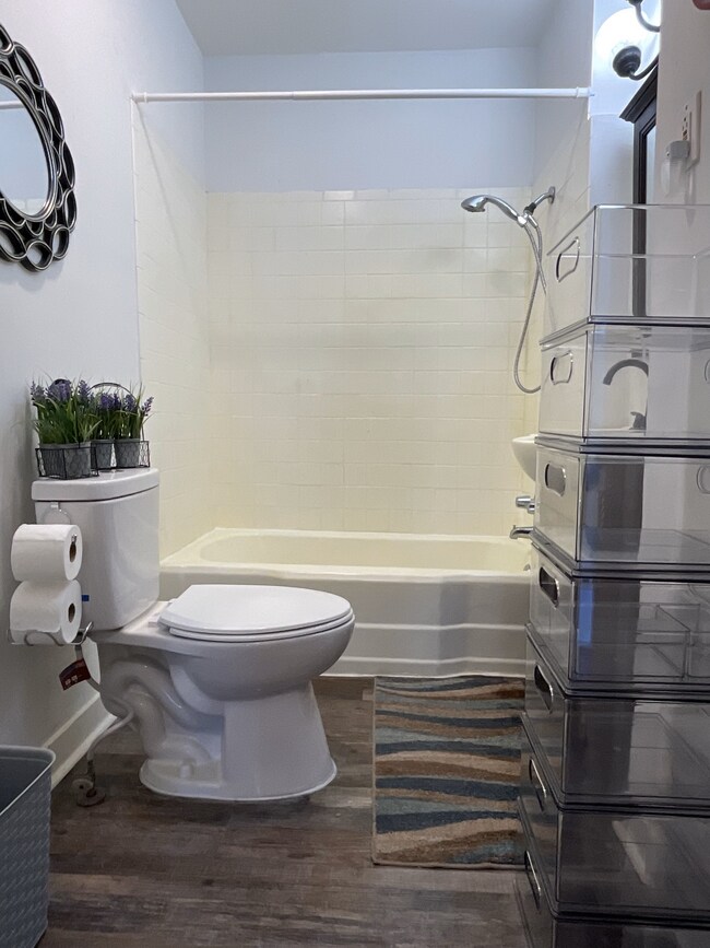 1116 Main St Apartments Natchez, MS