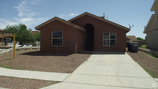 Building Photo - Northeast El Paso 3 Bed Rental