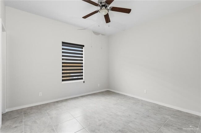 Photo - 10 N Alexandrite Ave Unidad 1