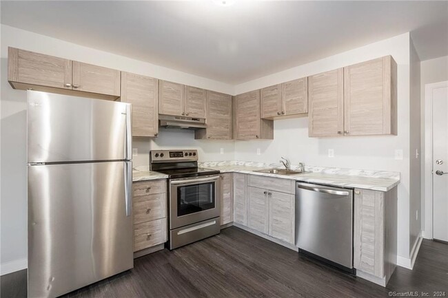 Photo - 49 Taylor Ave