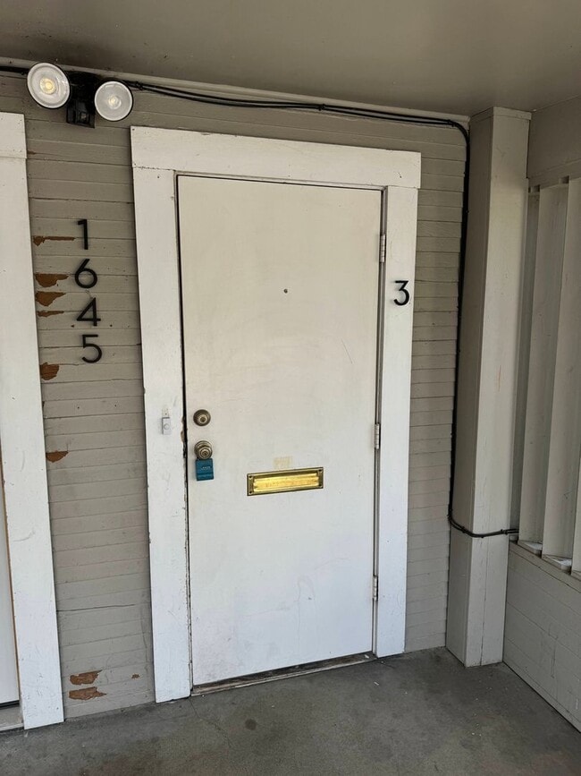 Photo - 2 Bedroom in Triplex Near Downtown and Campus Unit 1645 Mill St. #3