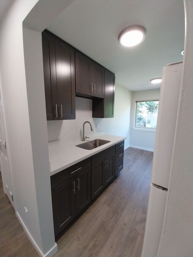 Photo - XJ050291K Unit 302