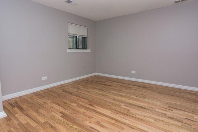 Photo - 2 bedroom in Washington Park IL 60637 Unit G