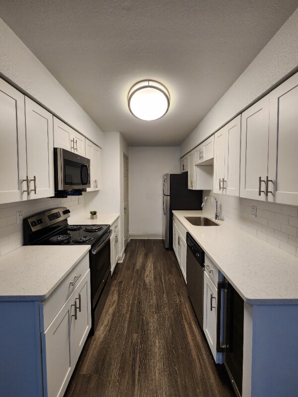 Photo - 6237 S Manhattan Ave Apartment Unit 32