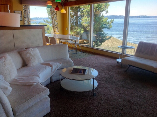 Building Photo - 4905 SW Othello St