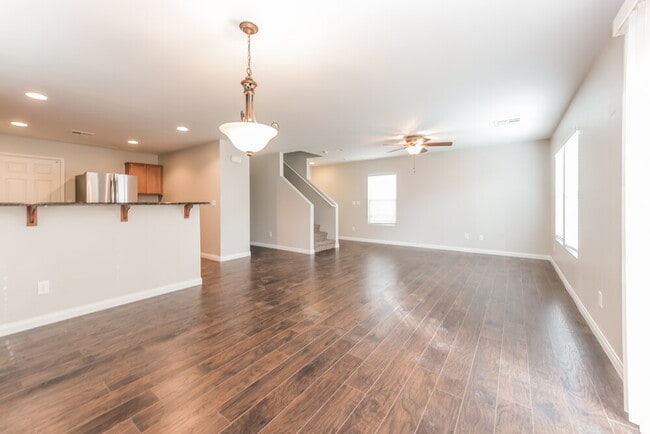 Photo - 7942 Bliss Hill Ct