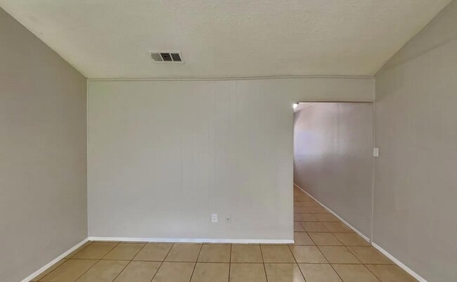 Photo - Bright, Spacious, and Ready to Call Home — 3 Bedrooms