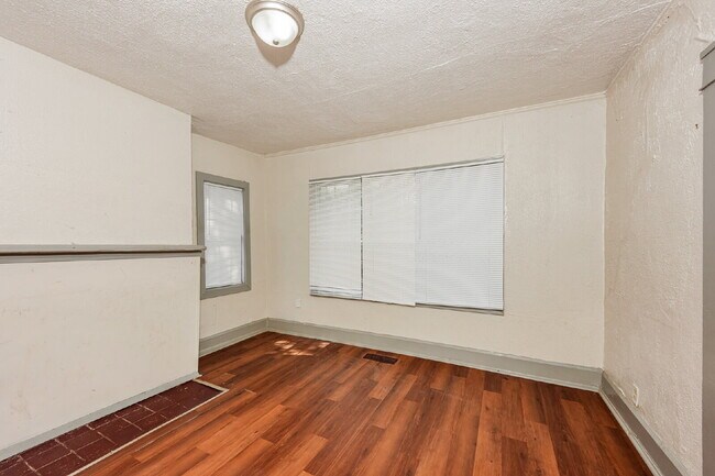 Charming Three Bedroom Home Near East Lake Park.