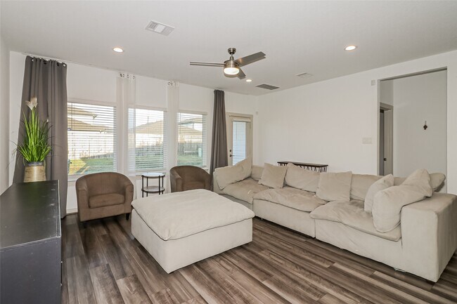 Photo - 7322 Ramsgate Cliff Ln