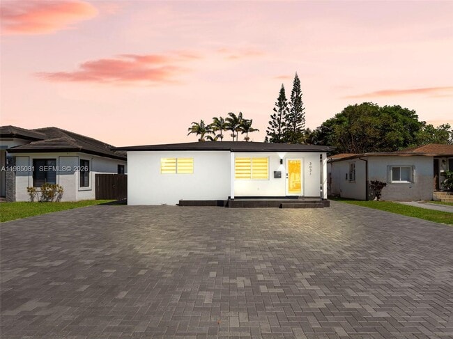 Photo - 3031 SW 64th Ave