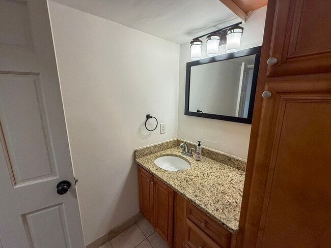 Photo - 250 Dudley St Unidad 1