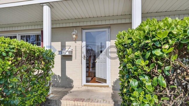 Photo - 324 Busher Rd