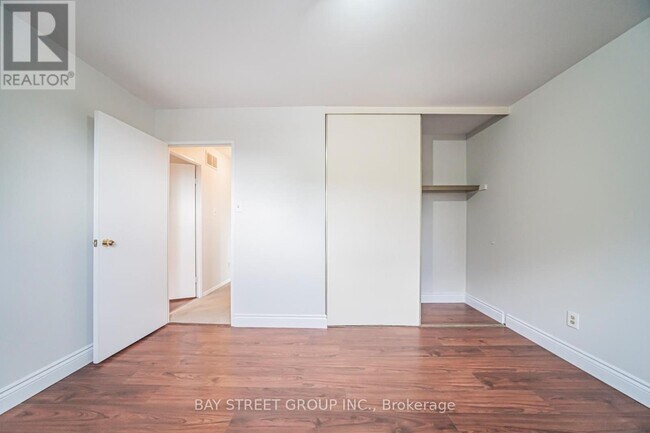 Photo - 296 Killdeer St