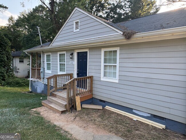 Photo - 1431 Lorenzo Dr SW