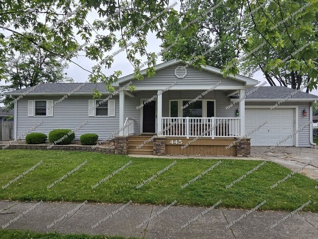 Three Bedroom Ranch w/ Finished Basement - Three Bedroom Ranch w/ Finished Basement Casa