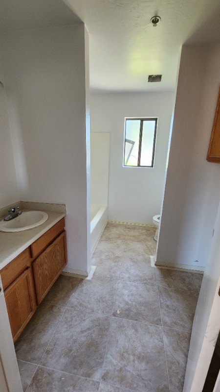 Photo - 580 Bent River Rd