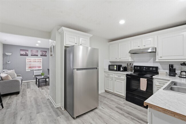 Photo - 2620 Delafield St Unit C