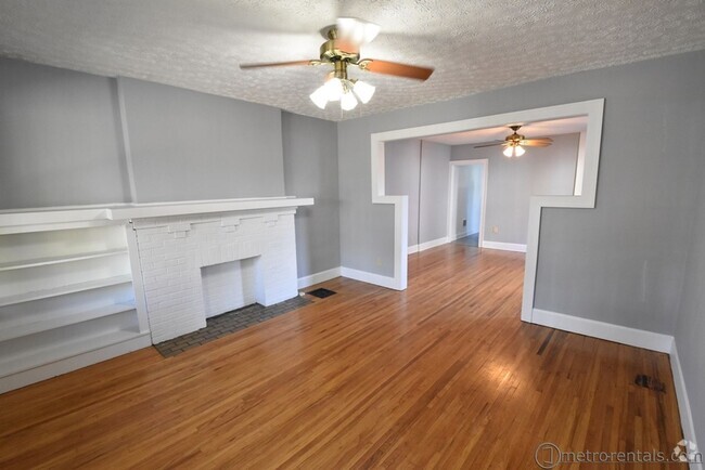 Building Photo - 149-151-151 E Lakeview Ave Unit 149 East Lakeview Avenue Rental