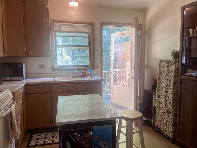 3315 Harvey St Unit 3315-4