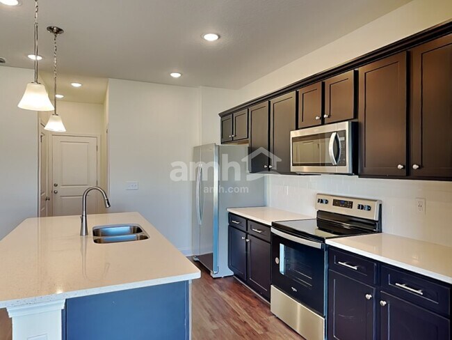 Photo - 122 Elcano Ln