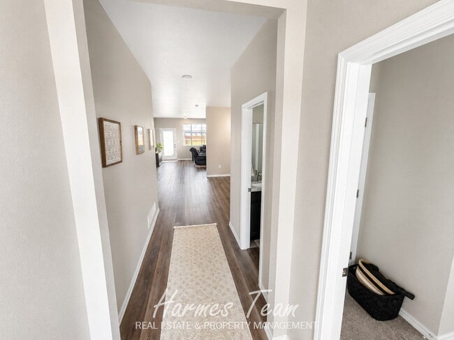 Photo - 11017 Coastal Hls Ln