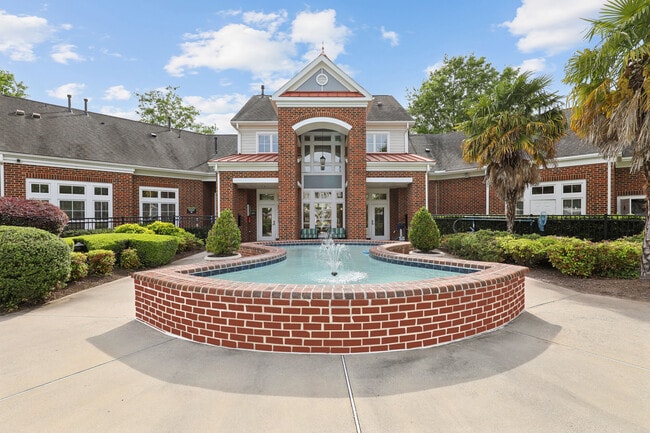 Building Photo - Banyan Grove Rental