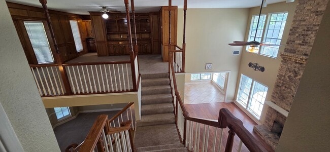 Photo - 1323 Falling Leaf Ln