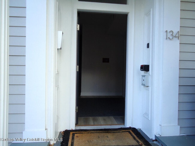 Photo - 134 Warren St